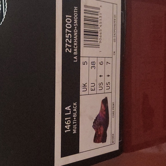 Dr Martens 1461 Los Angeles Leather Oxford Shoes Size 7 Limited Edition NEW - Picture 9 of 9